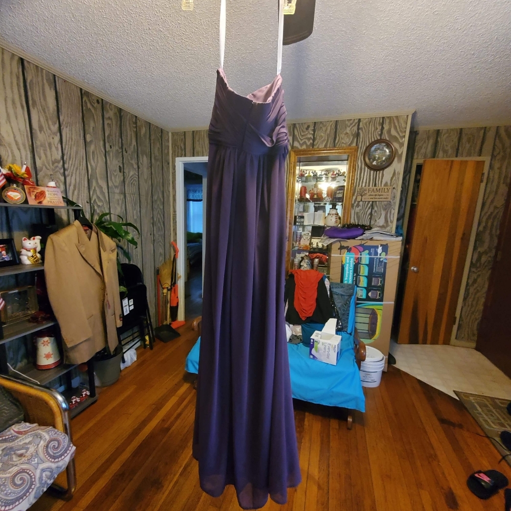 Women's gown sz 6. Pre-owned